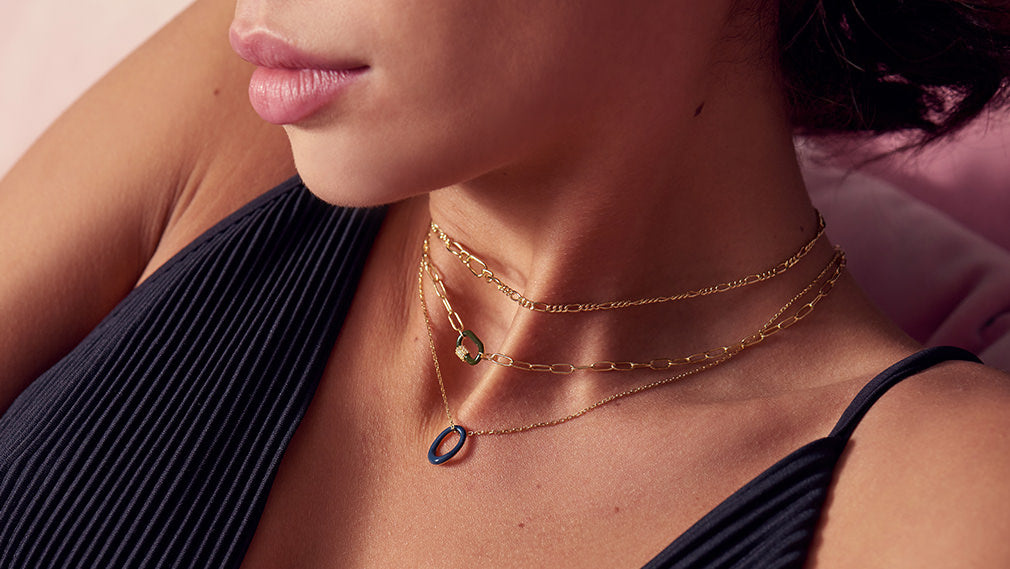 5 Hacks for a Versatile Jewelry Box